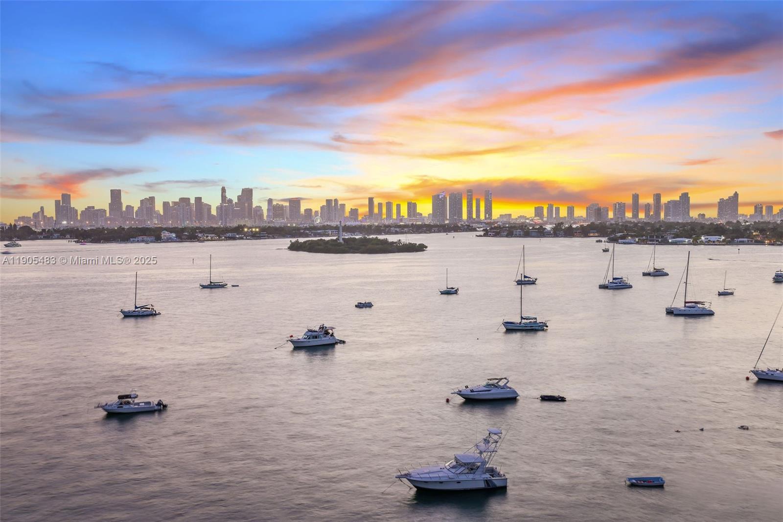 1500 Bay Rd #N-0915 Miami Beach, FL 33139