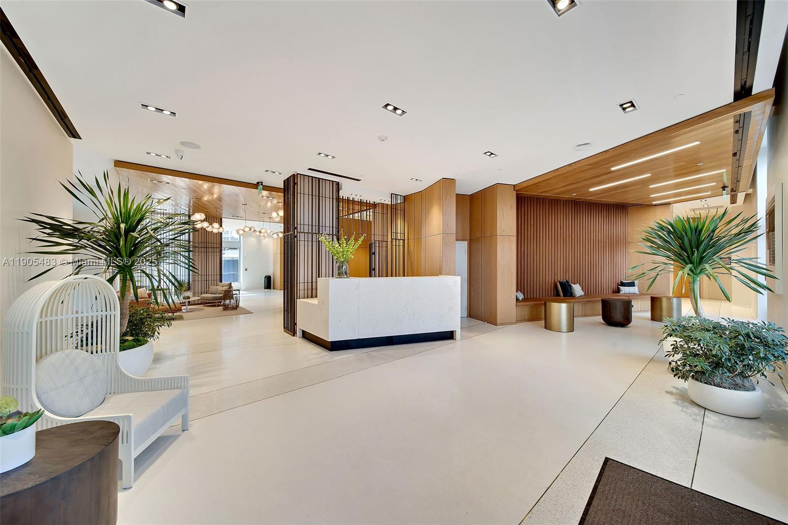 1500 Bay Rd #N-0915 Miami Beach, FL 33139