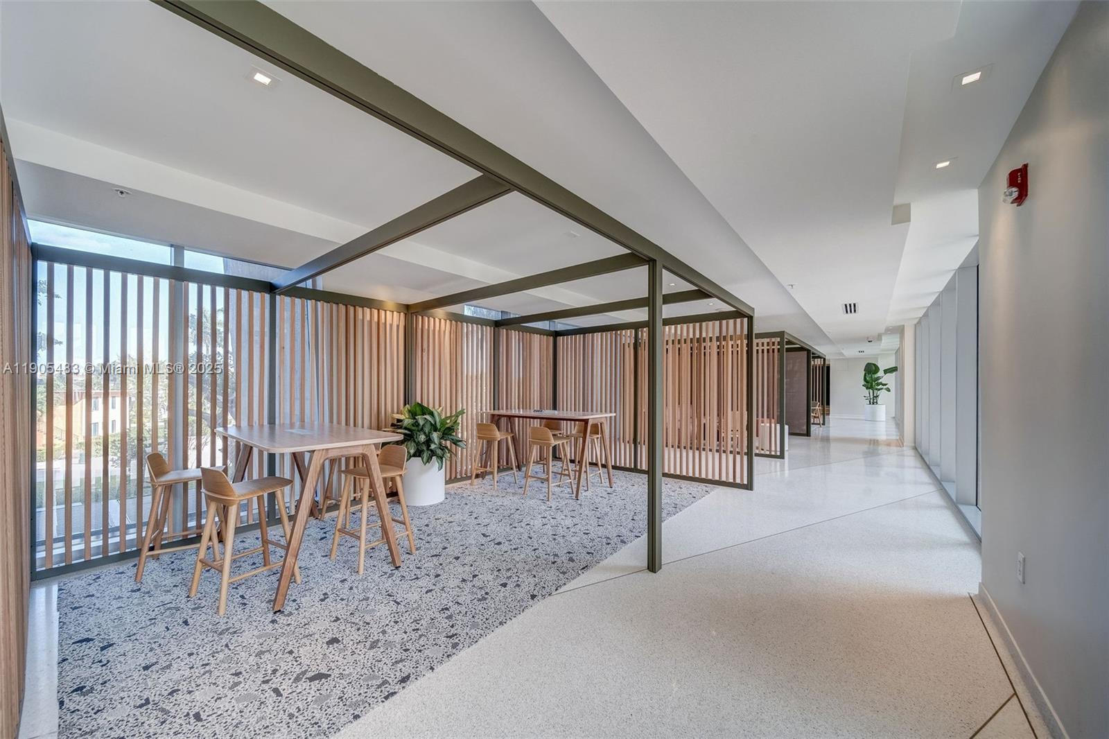 1500 Bay Rd #N-0915 Miami Beach, FL 33139