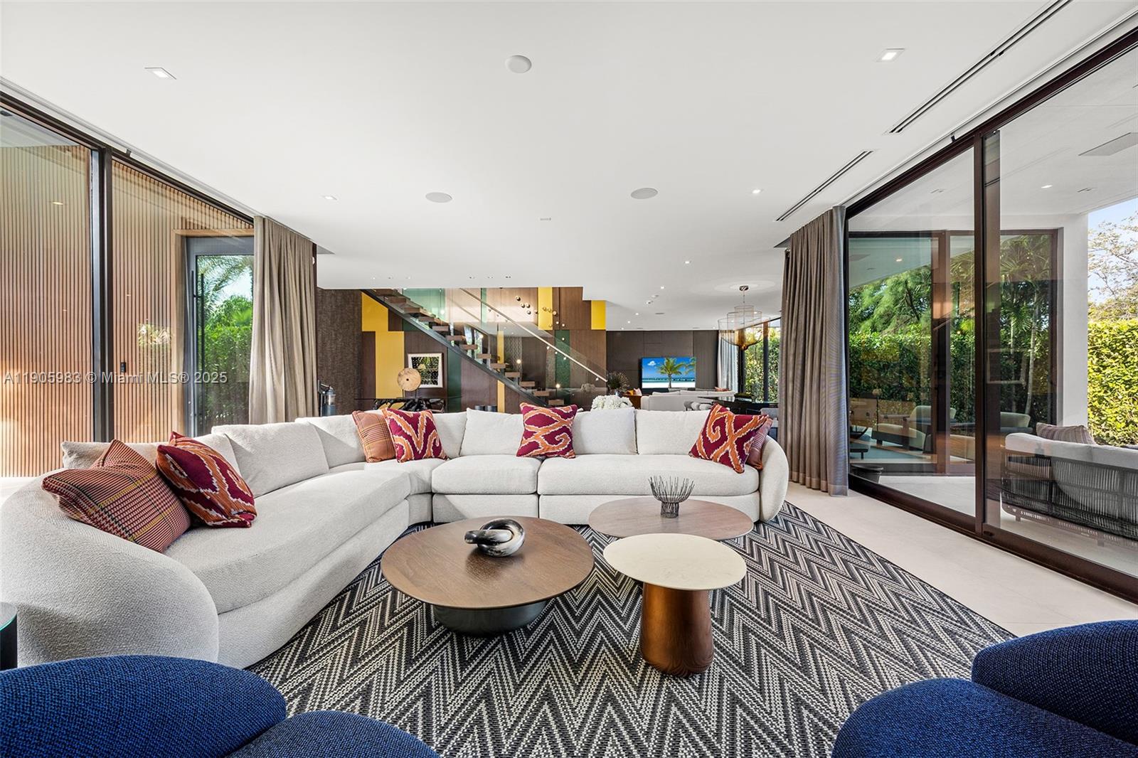 Undisclosed Address Miami Beach, FL 33140