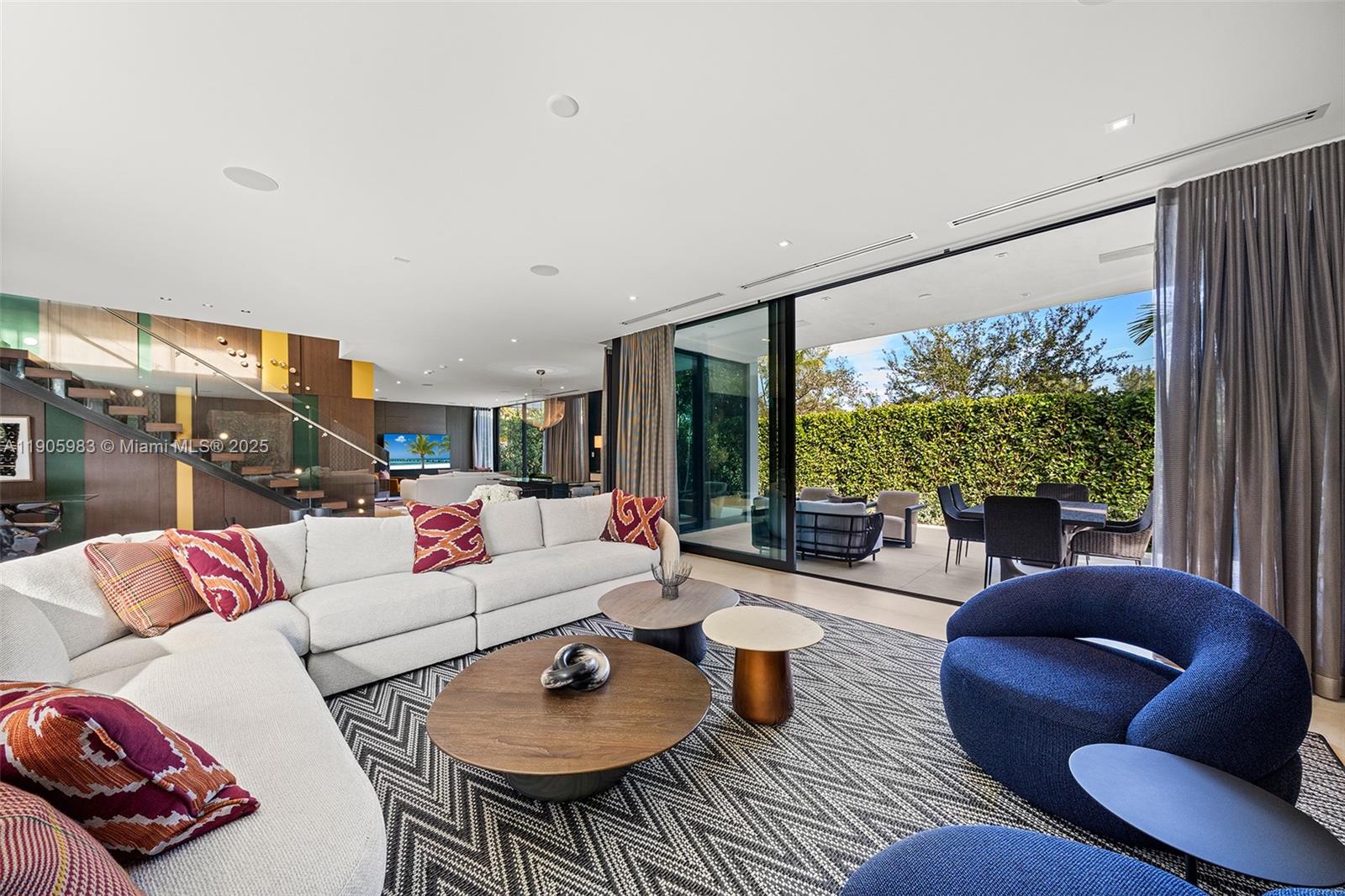 Undisclosed Address Miami Beach, FL 33140