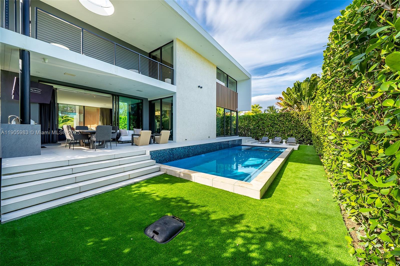 Undisclosed Address Miami Beach, FL 33140