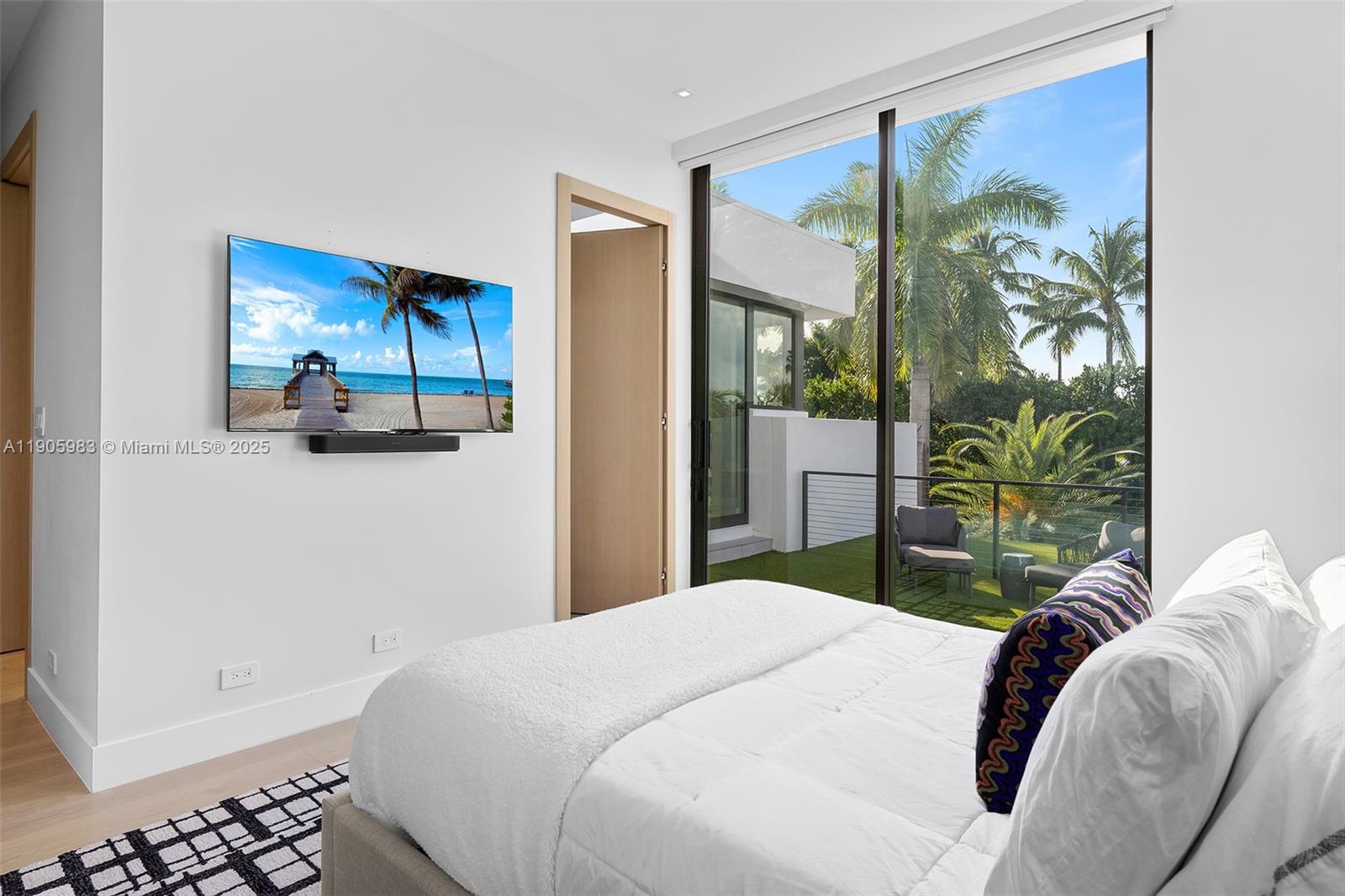 Undisclosed Address Miami Beach, FL 33140