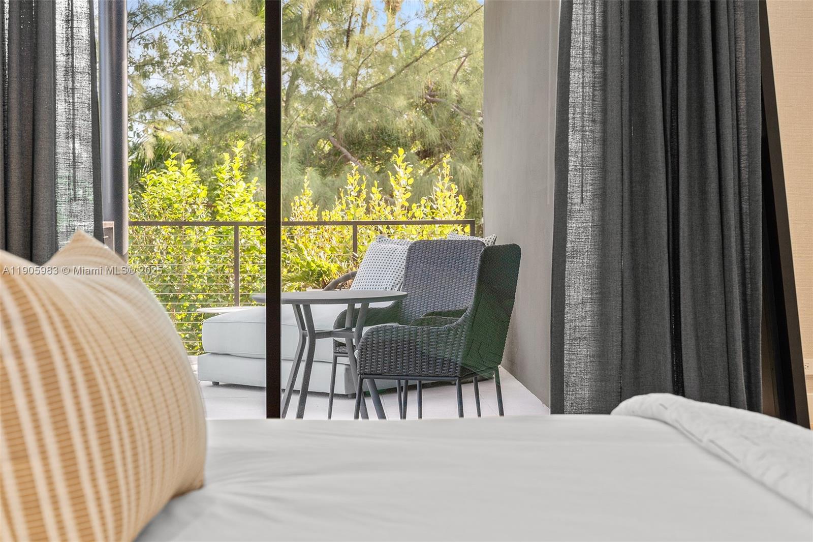 Undisclosed Address Miami Beach, FL 33140