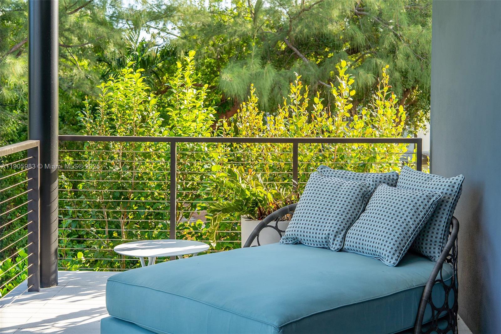 Undisclosed Address Miami Beach, FL 33140