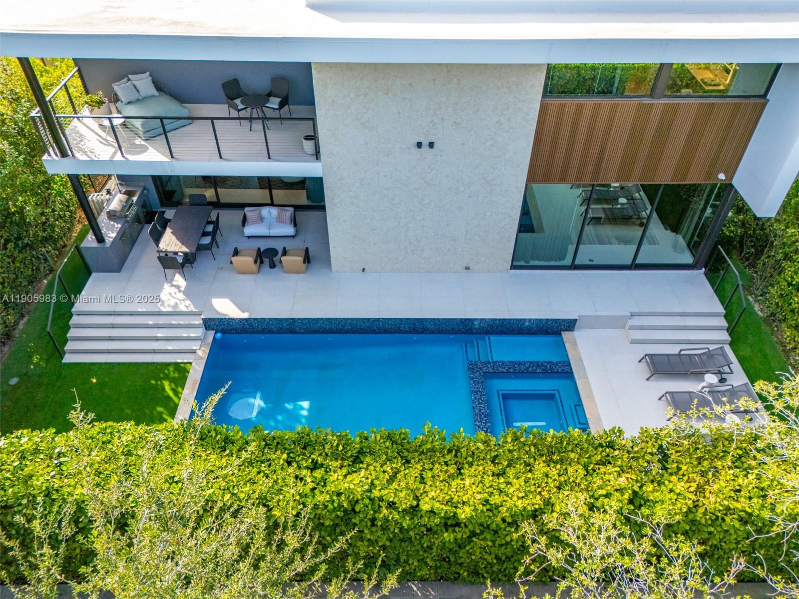 Undisclosed Address Miami Beach, FL 33140