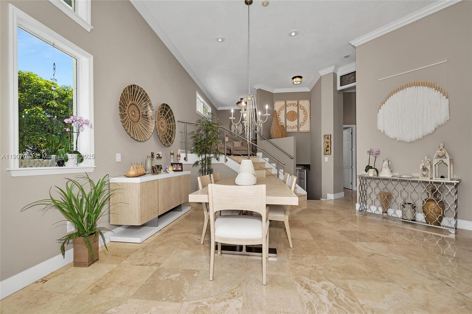 8025 SW 91st Ave Miami, FL 33173