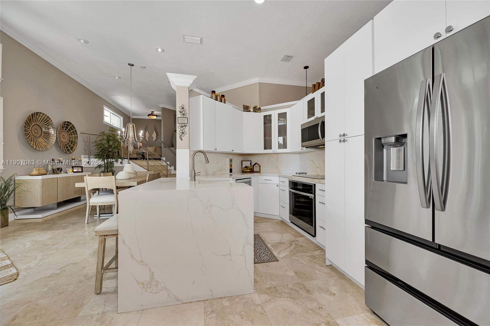 8025 SW 91st Ave Miami, FL 33173