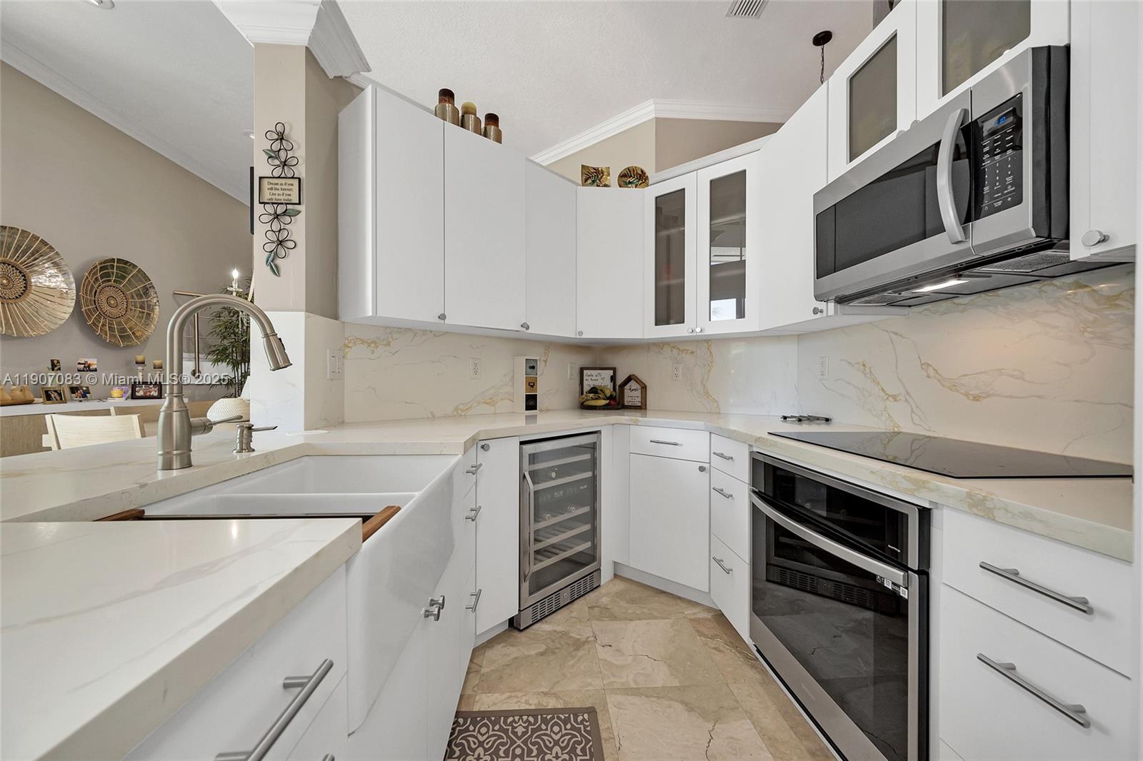 8025 SW 91st Ave Miami, FL 33173