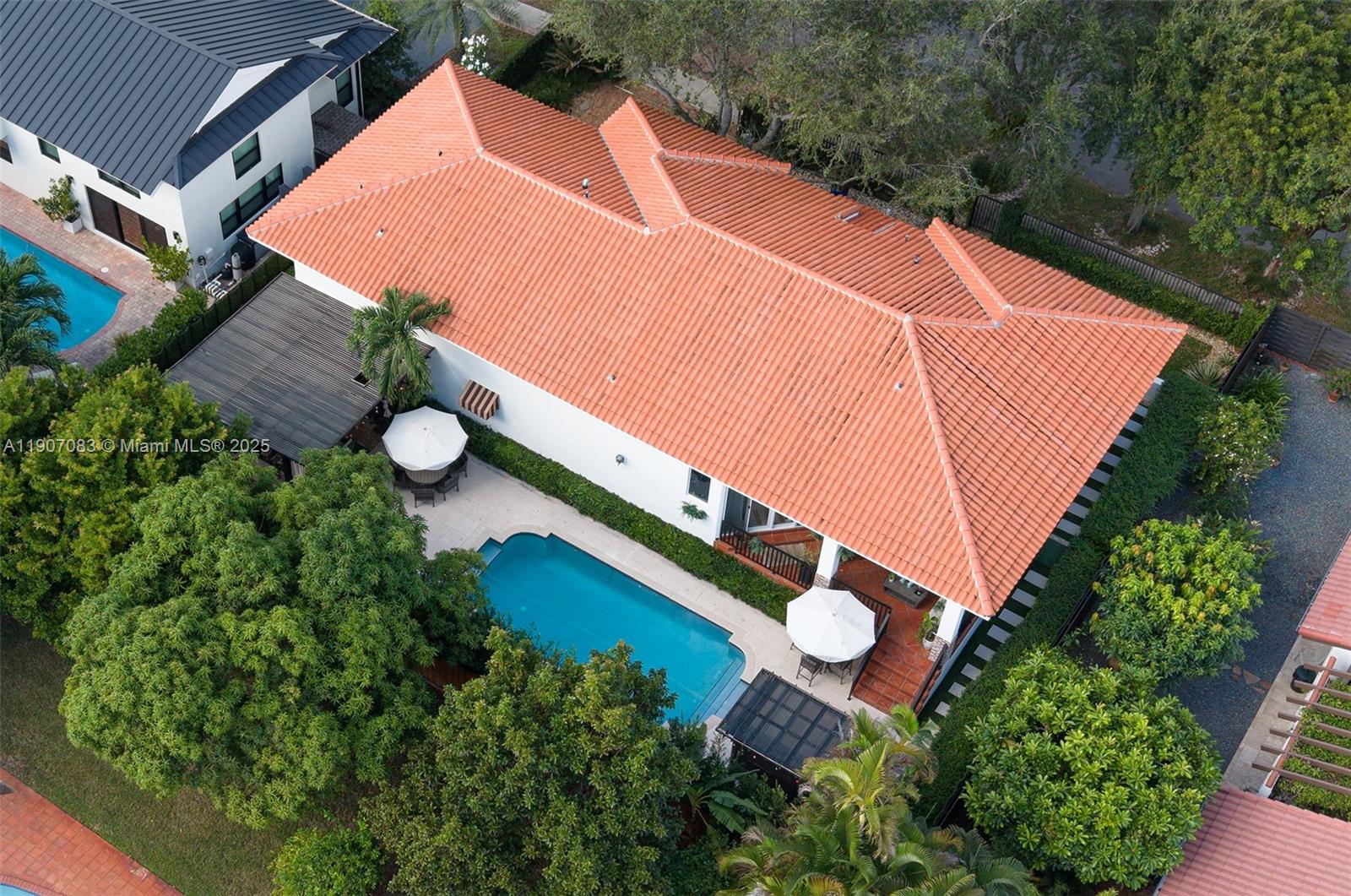 8025 SW 91st Ave Miami, FL 33173