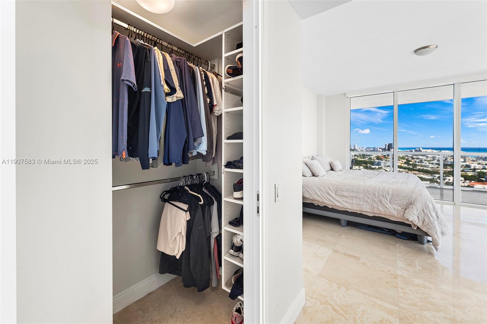 450 Alton Rd #3010 Miami Beach, FL 33139