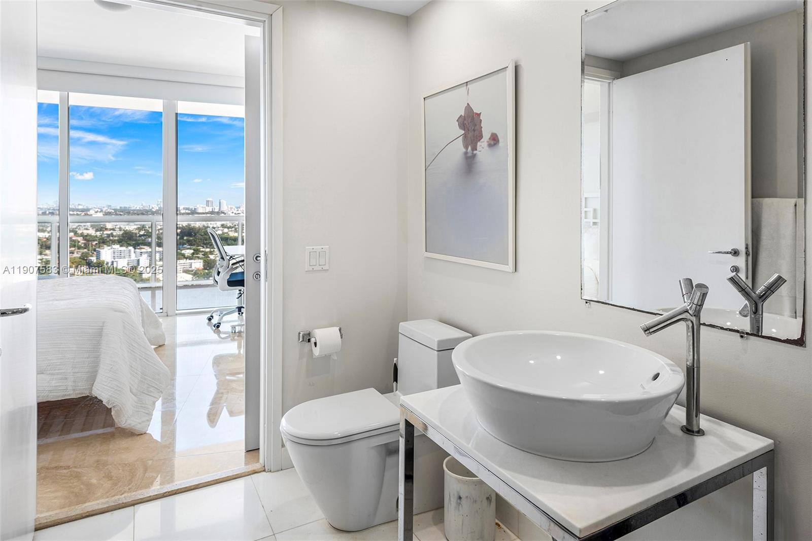 450 Alton Rd #3010 Miami Beach, FL 33139