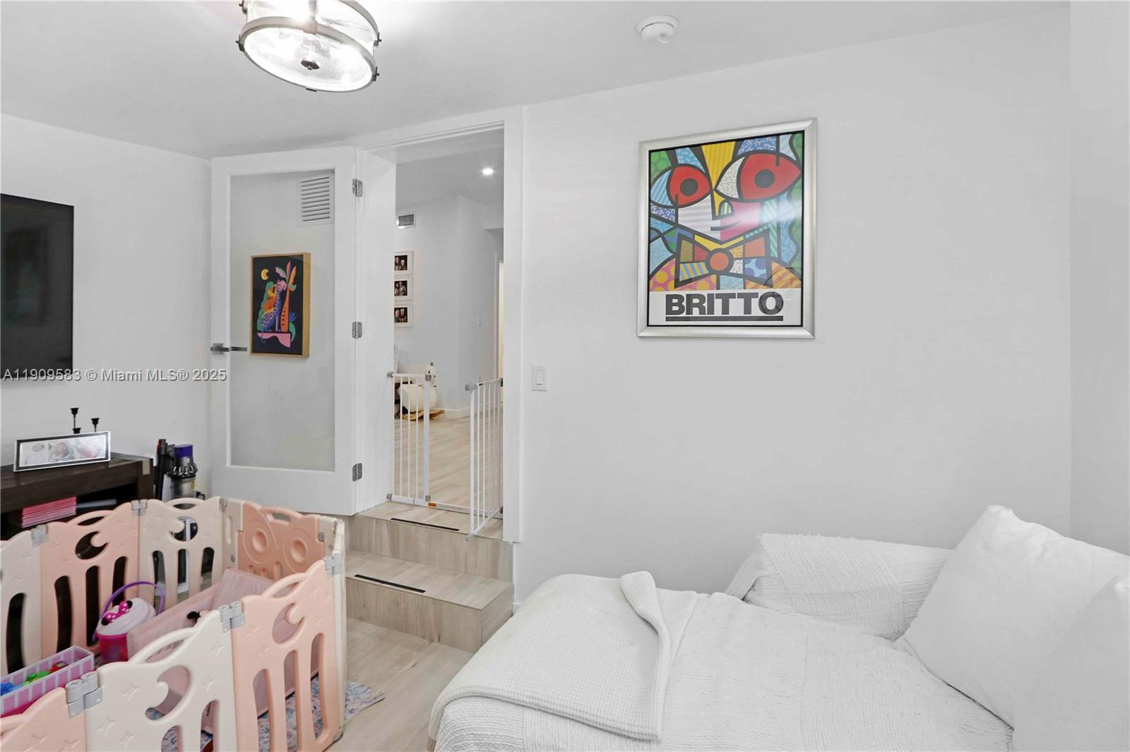 6521 SW 31st St Miami, FL 33155