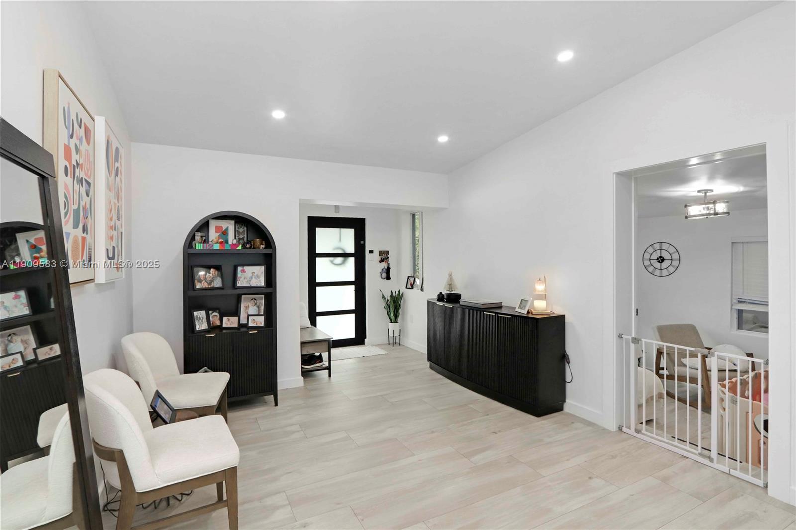 6521 SW 31st St Miami, FL 33155