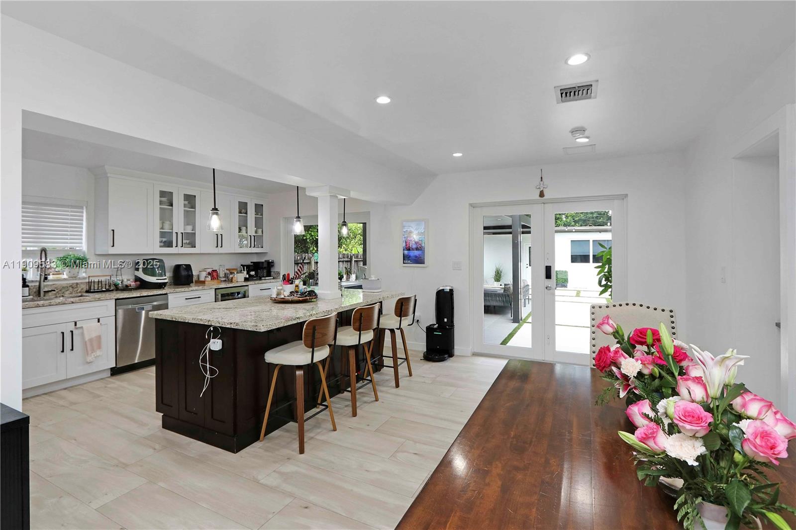 6521 SW 31st St Miami, FL 33155