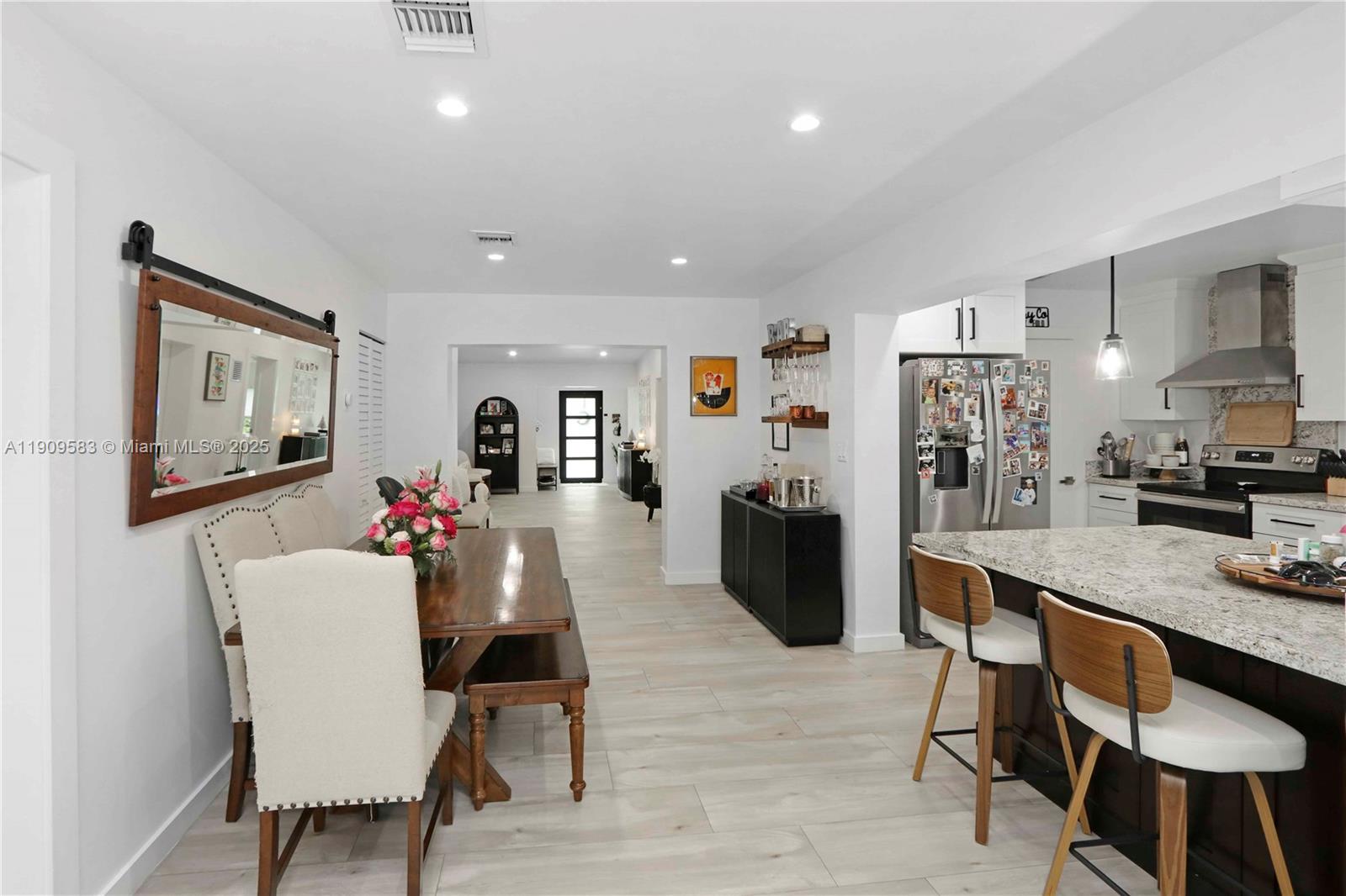 6521 SW 31st St Miami, FL 33155