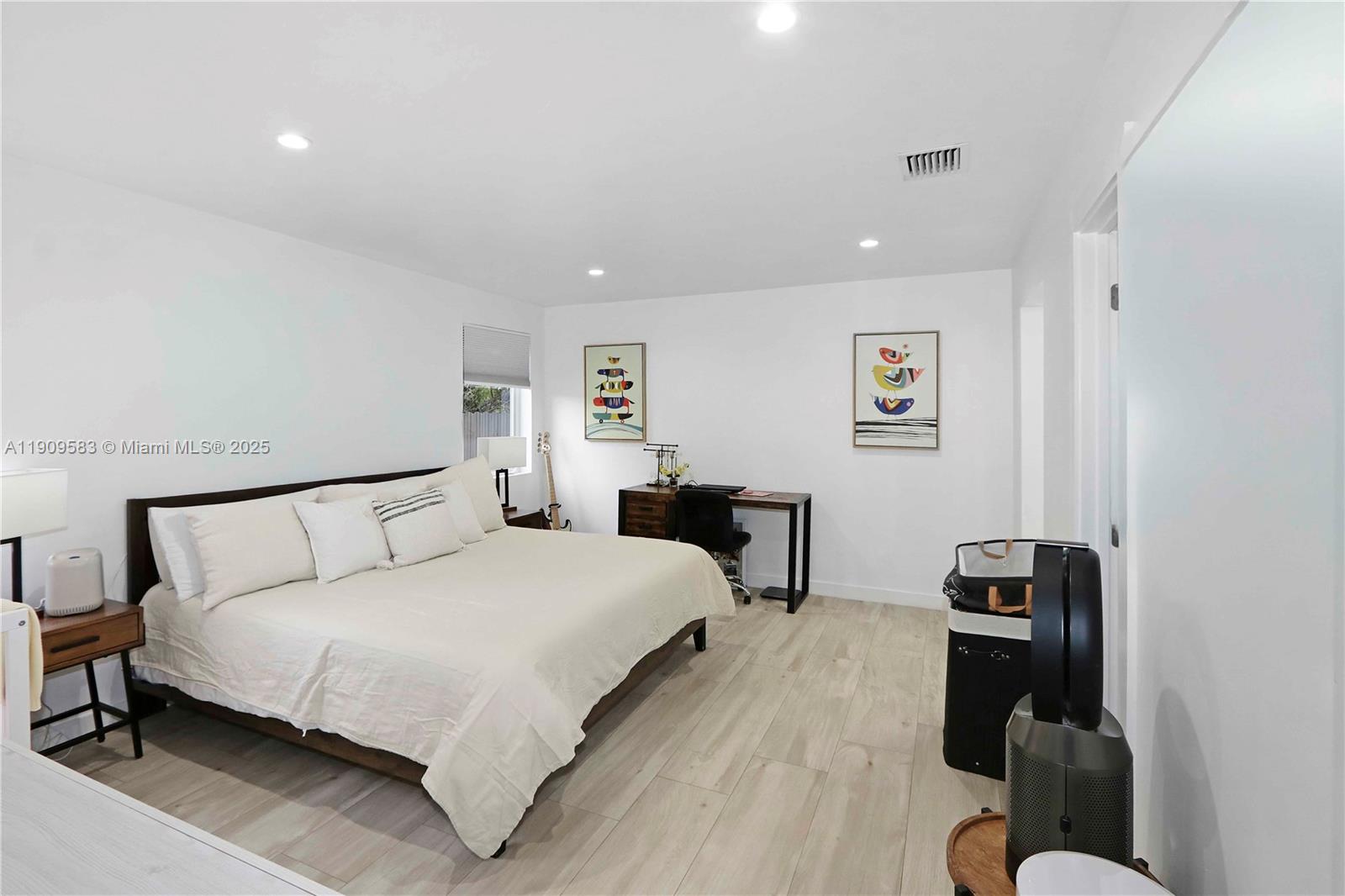 6521 SW 31st St Miami, FL 33155