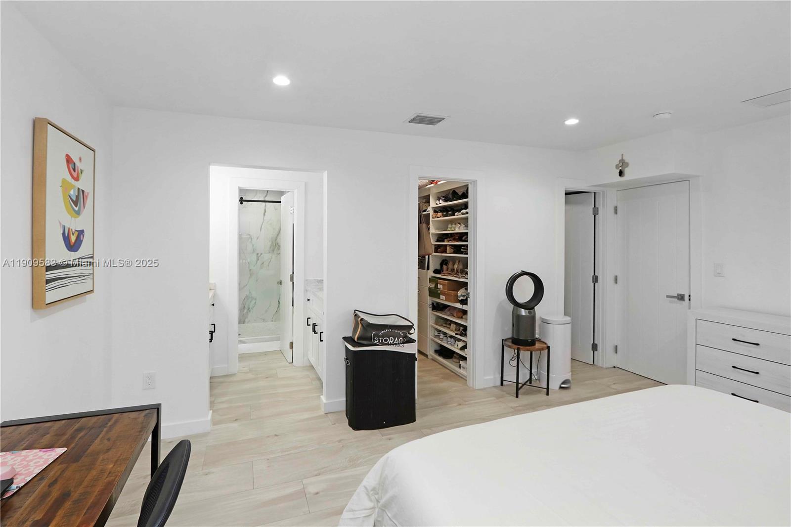 6521 SW 31st St Miami, FL 33155