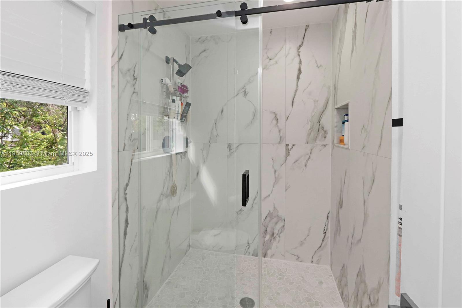 6521 SW 31st St Miami, FL 33155