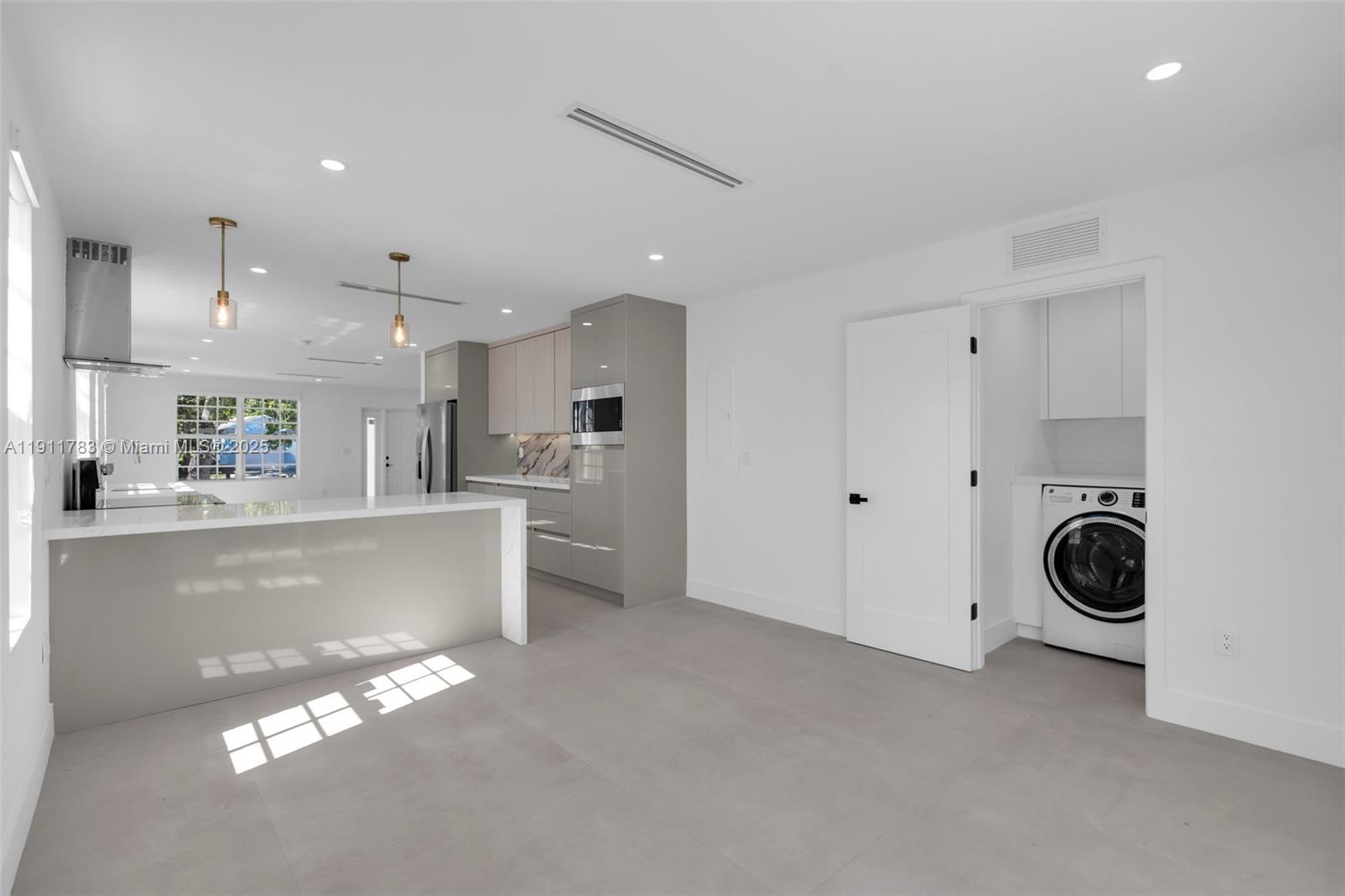 4008 Greenwood Ave West Palm Beach, FL 33407