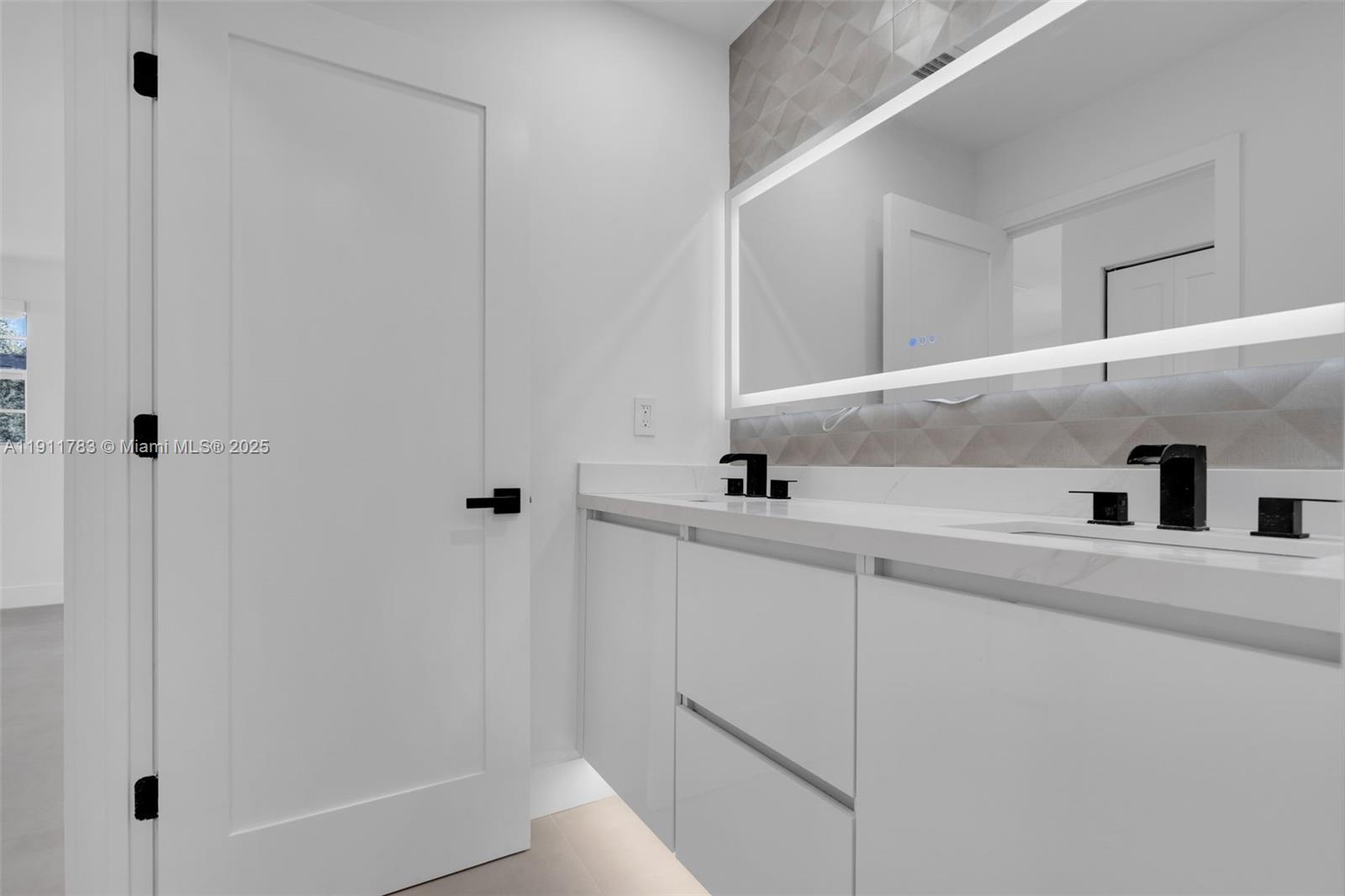 4008 Greenwood Ave West Palm Beach, FL 33407