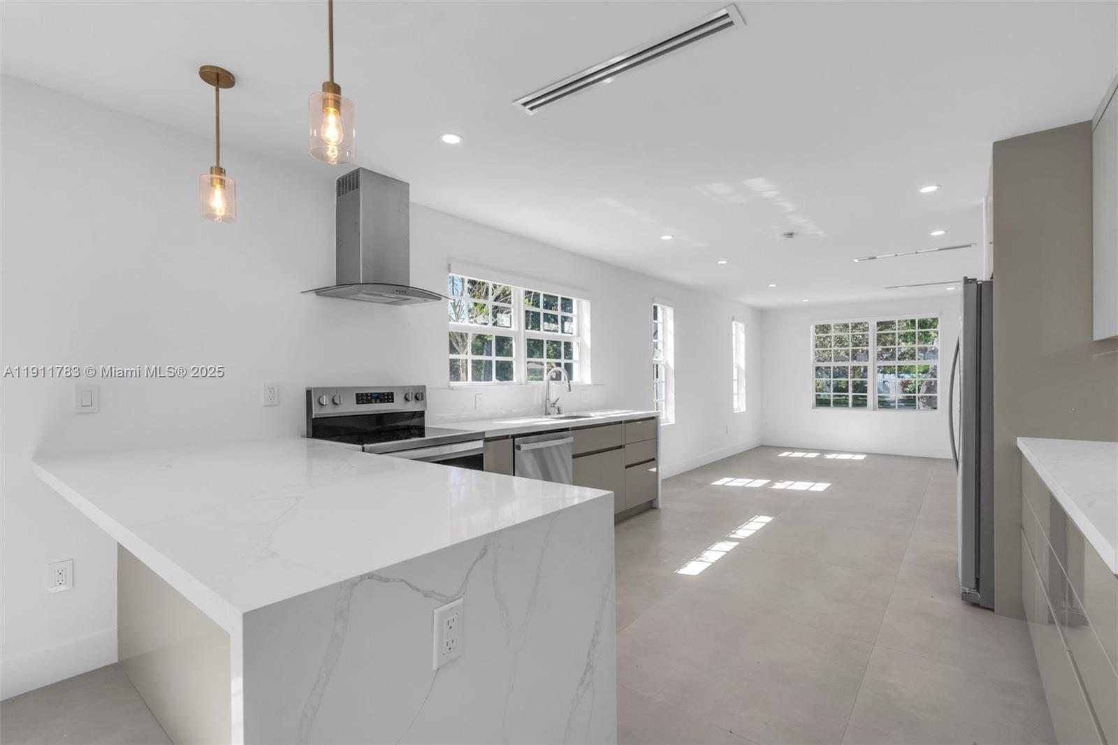 4008 Greenwood Ave West Palm Beach, FL 33407