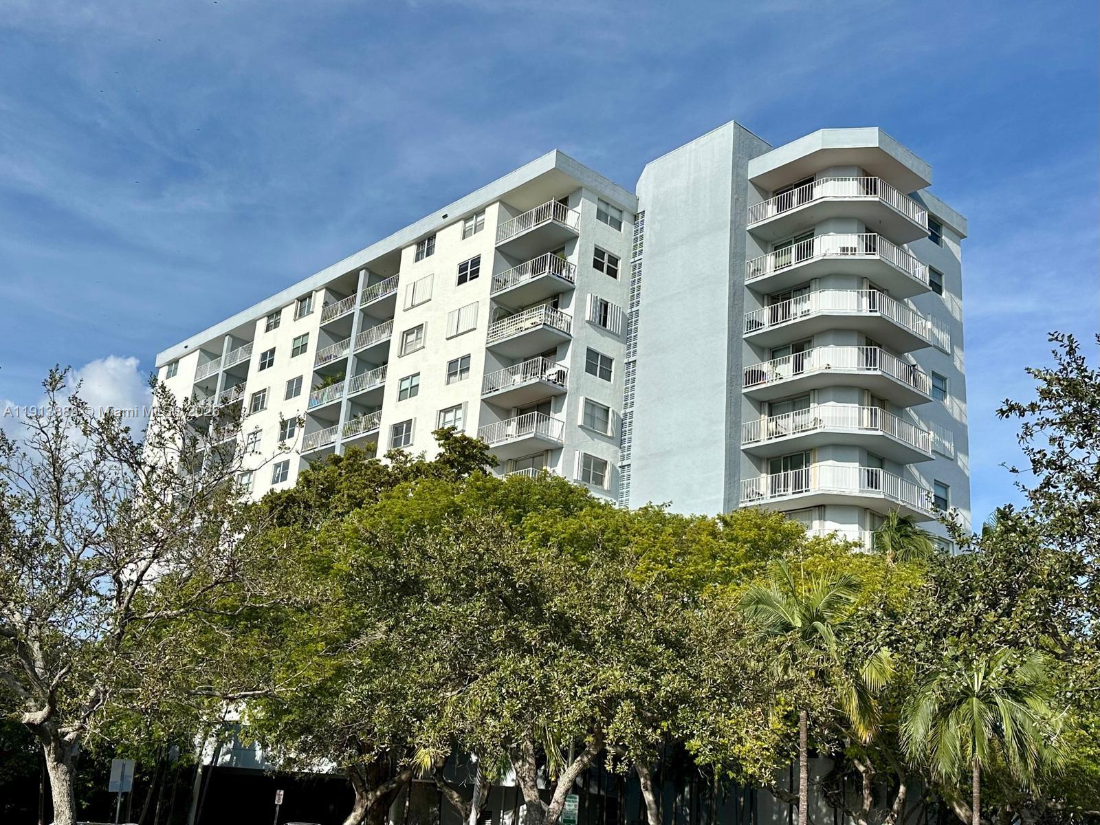6900 Bay Dr #6A Miami Beach, FL 33141