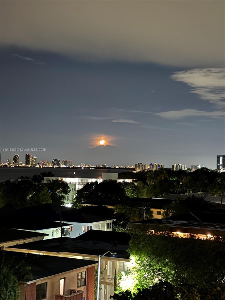 6900 Bay Dr #6A Miami Beach, FL 33141