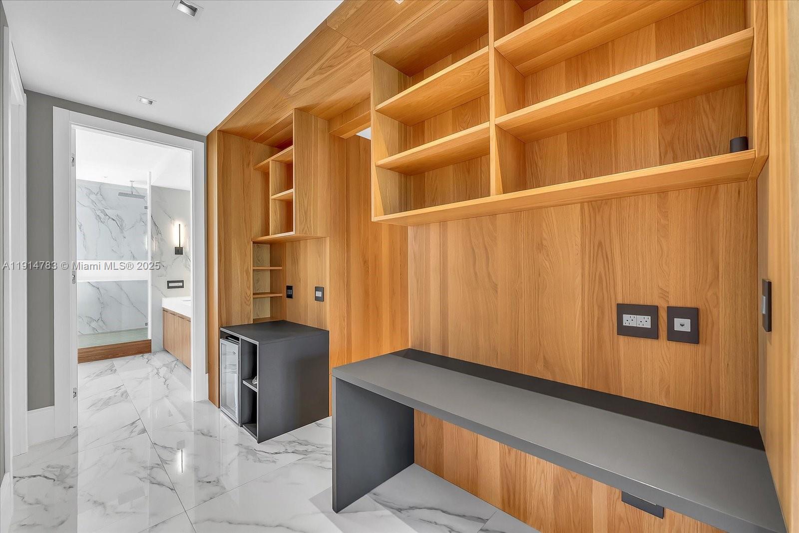 125 Jefferson Ave #143 Miami Beach, FL 33139