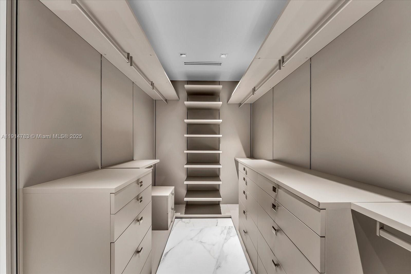 125 Jefferson Ave #143 Miami Beach, FL 33139