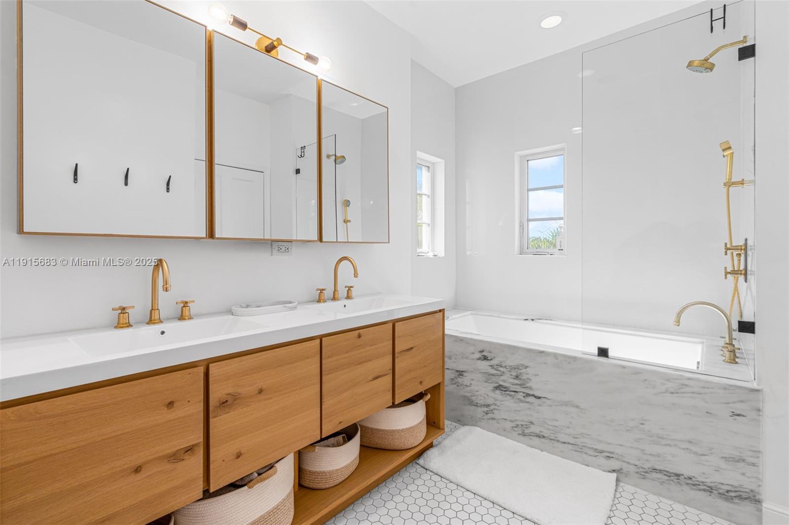 375 Plymouth Rd West Palm Beach, FL 33405