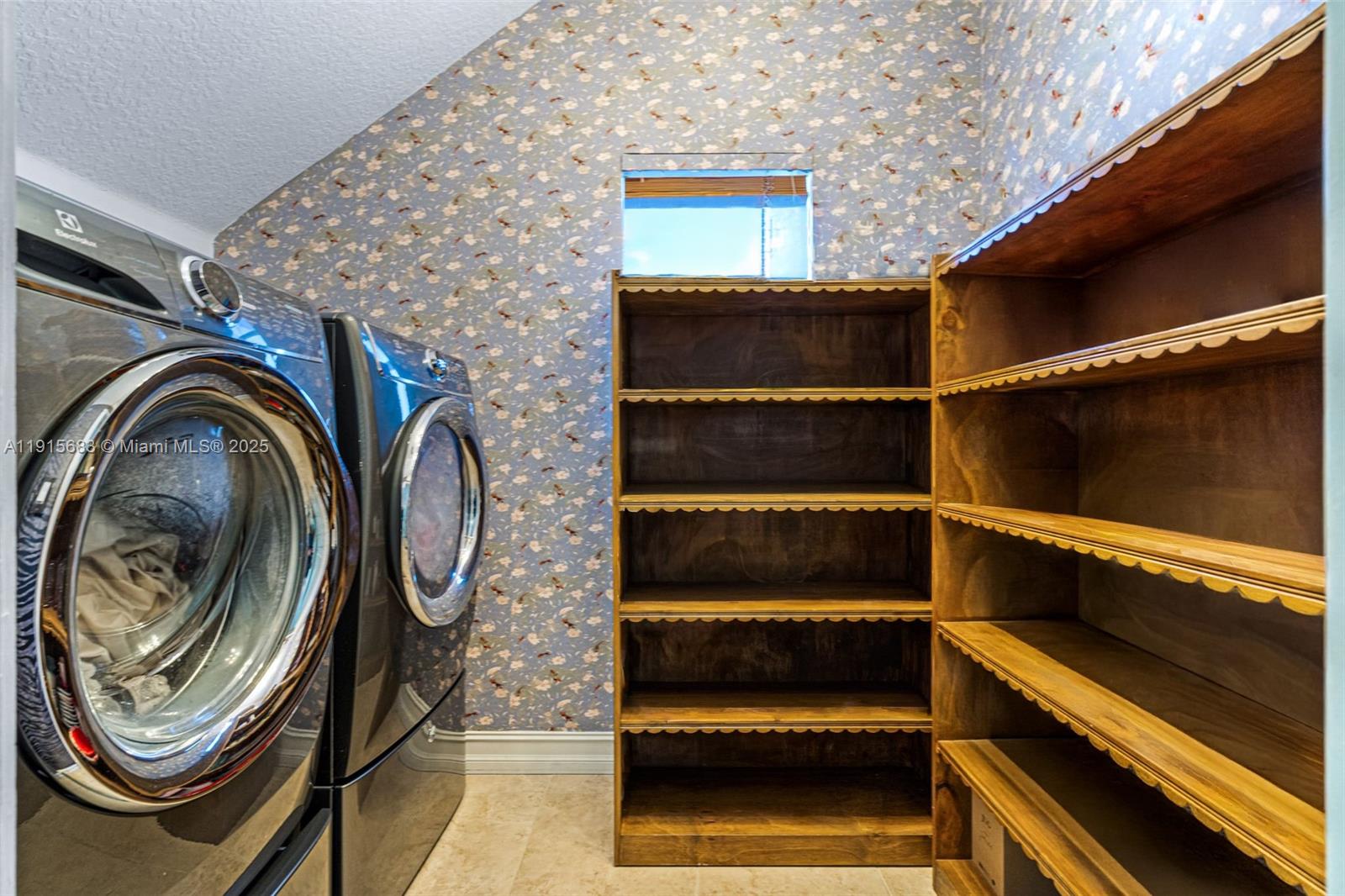 375 Plymouth Rd West Palm Beach, FL 33405