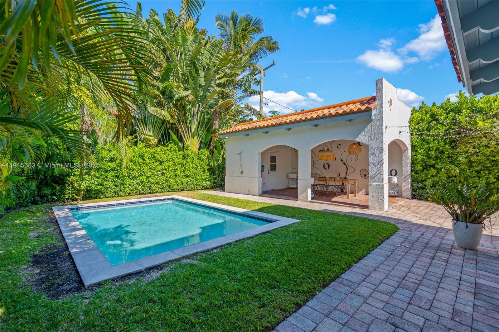 375 Plymouth Rd West Palm Beach, FL 33405