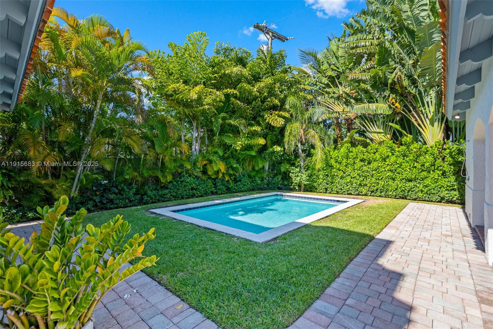 375 Plymouth Rd West Palm Beach, FL 33405