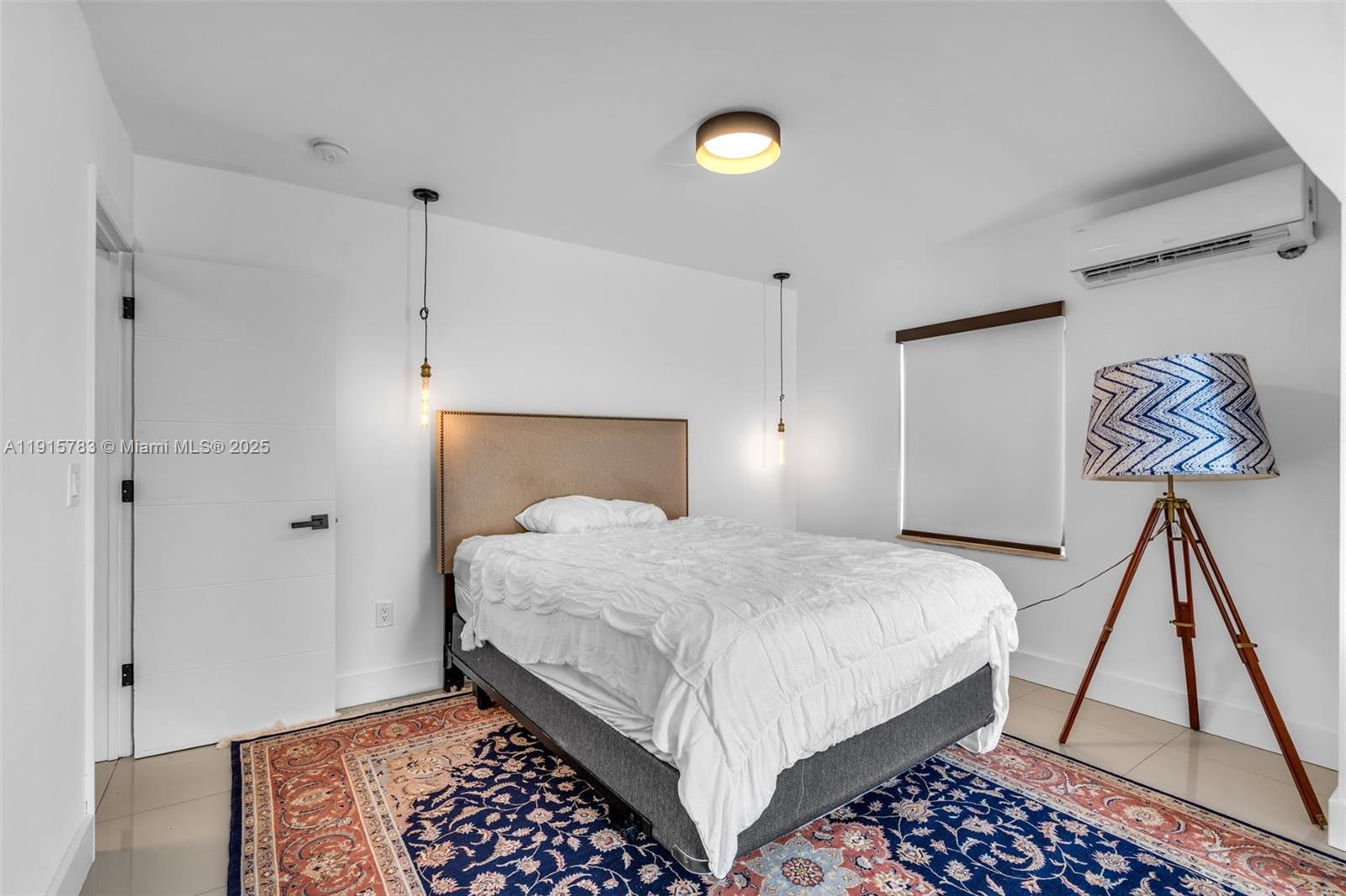 70 NE 50th St Miami, FL 33137