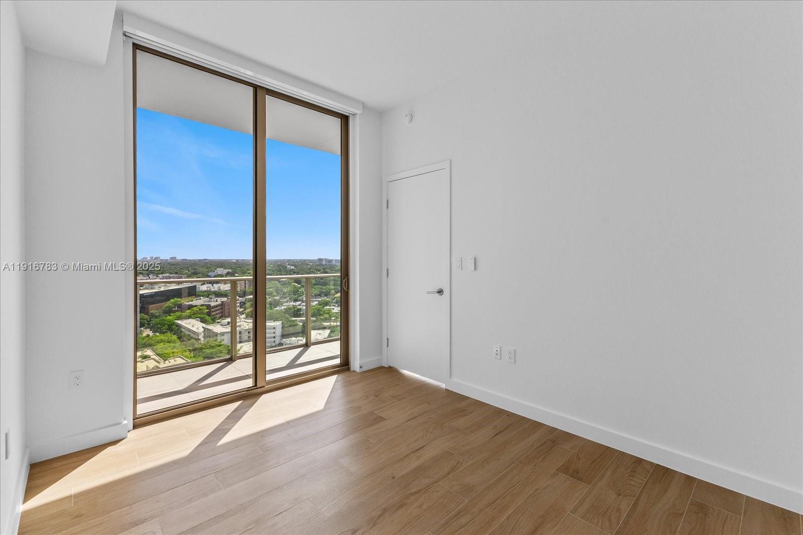 2678 Tigertail Ave #1605 Miami, FL 33133