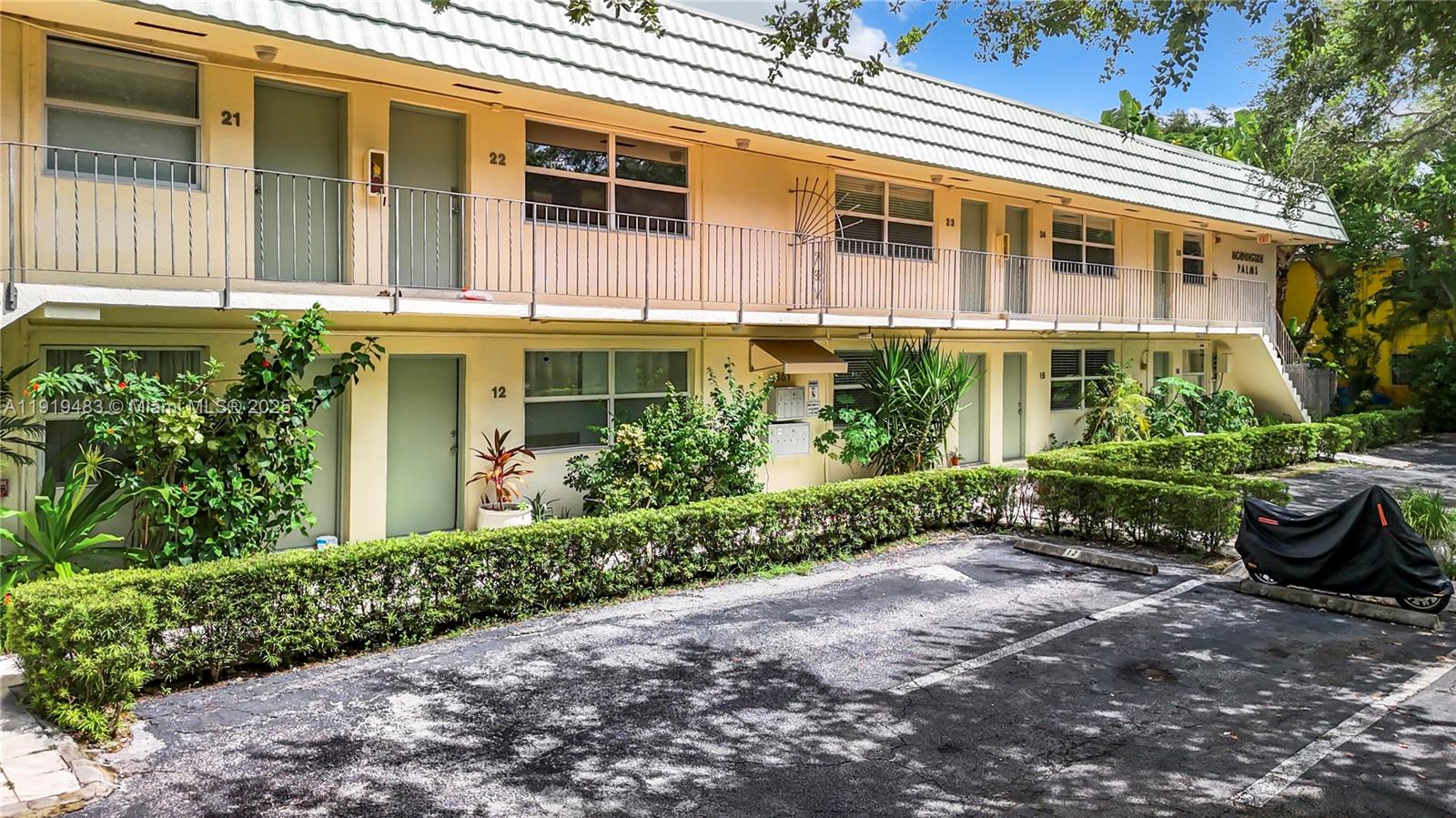 651 NE 60th St #12 Miami, FL 33137