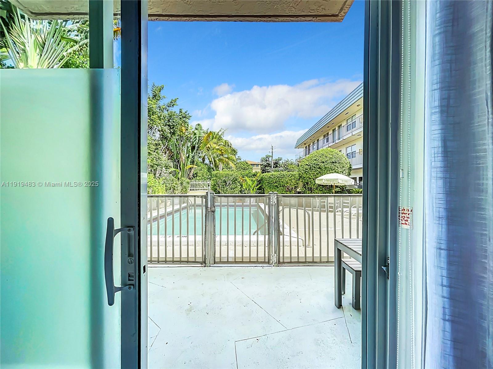 651 NE 60th St #12 Miami, FL 33137