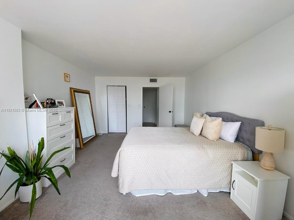 800 Parkview Dr #726 Hallandale Beach, FL 33009