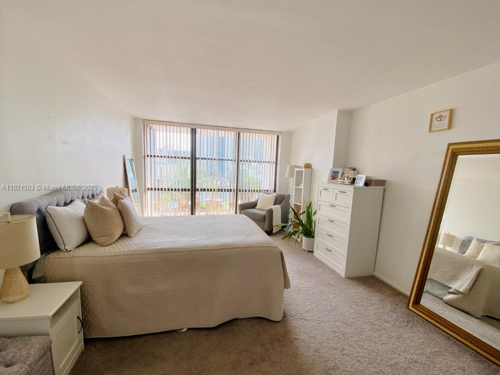 800 Parkview Dr #726 Hallandale Beach, FL 33009