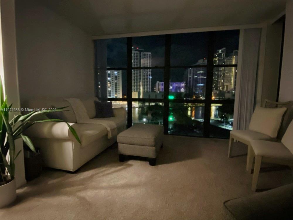 800 Parkview Dr #726 Hallandale Beach, FL 33009