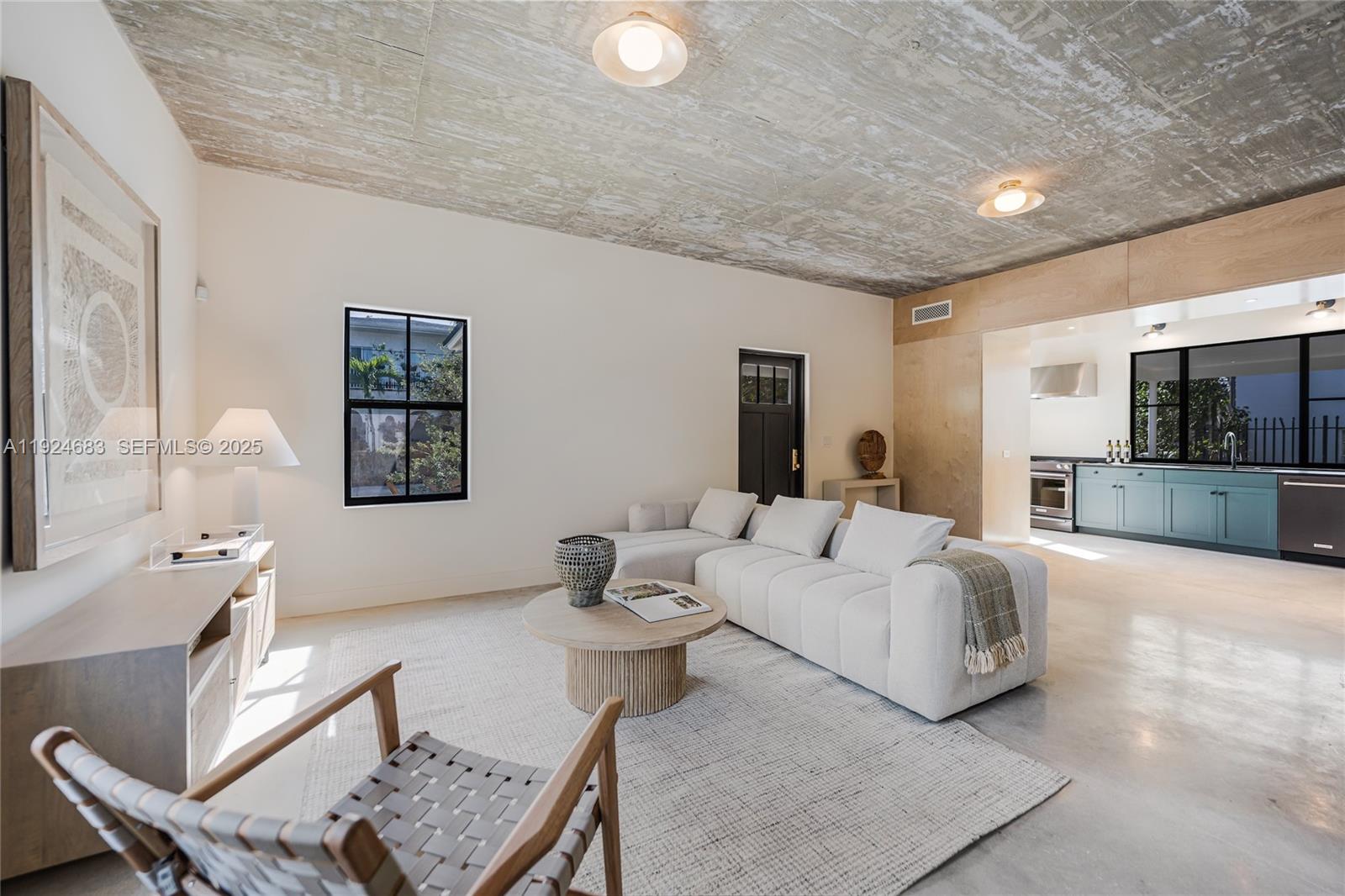 3603 Thomas Ave Miami, FL 33133