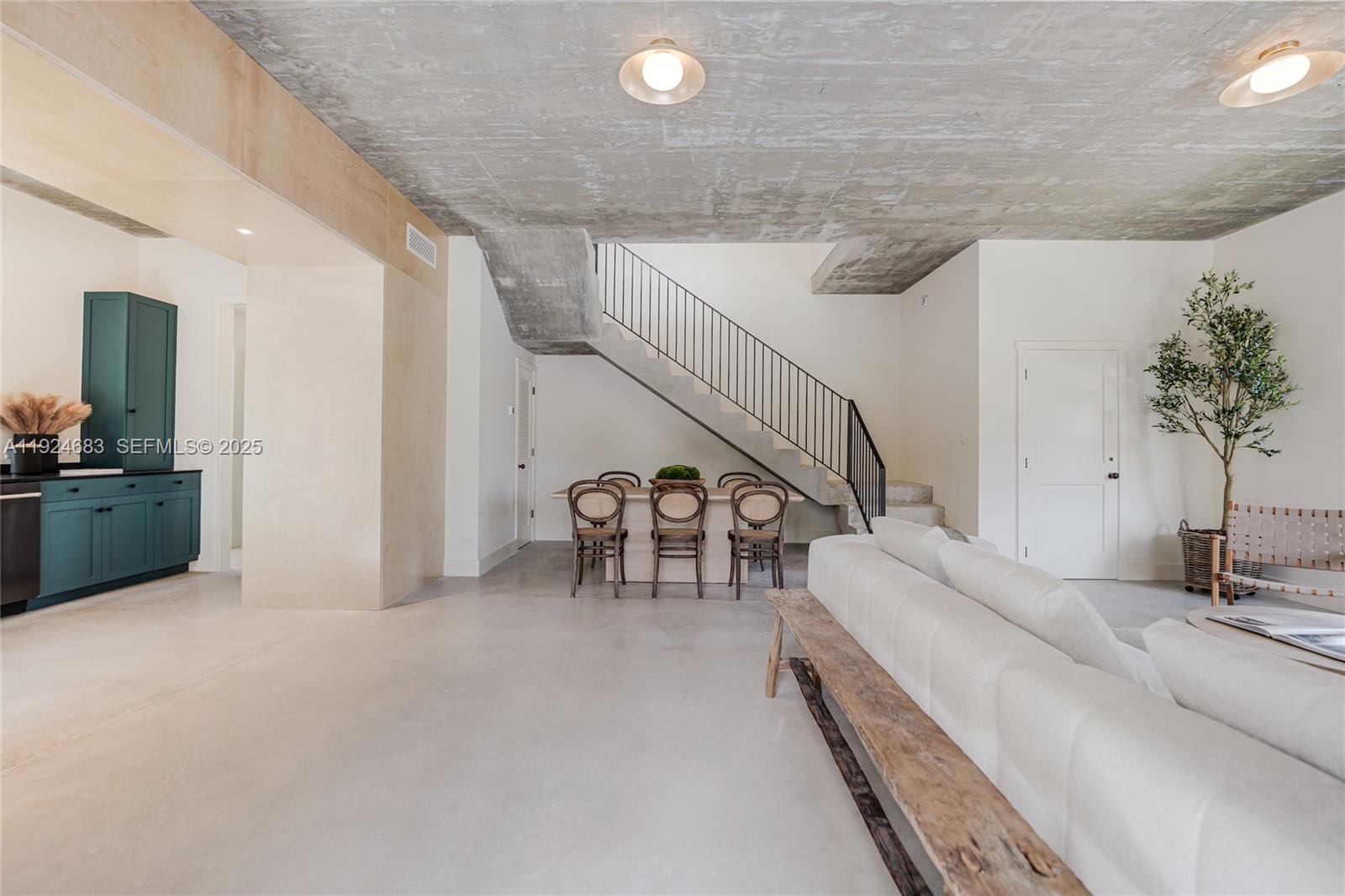 3603 Thomas Ave Miami, FL 33133