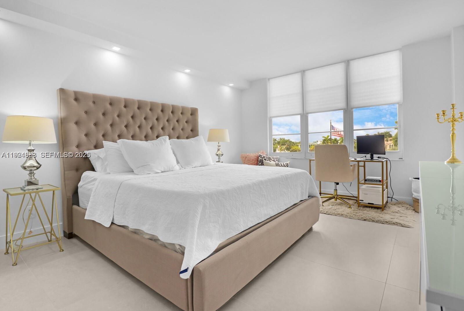 5700 Collins Ave #3J Miami Beach, FL 33140