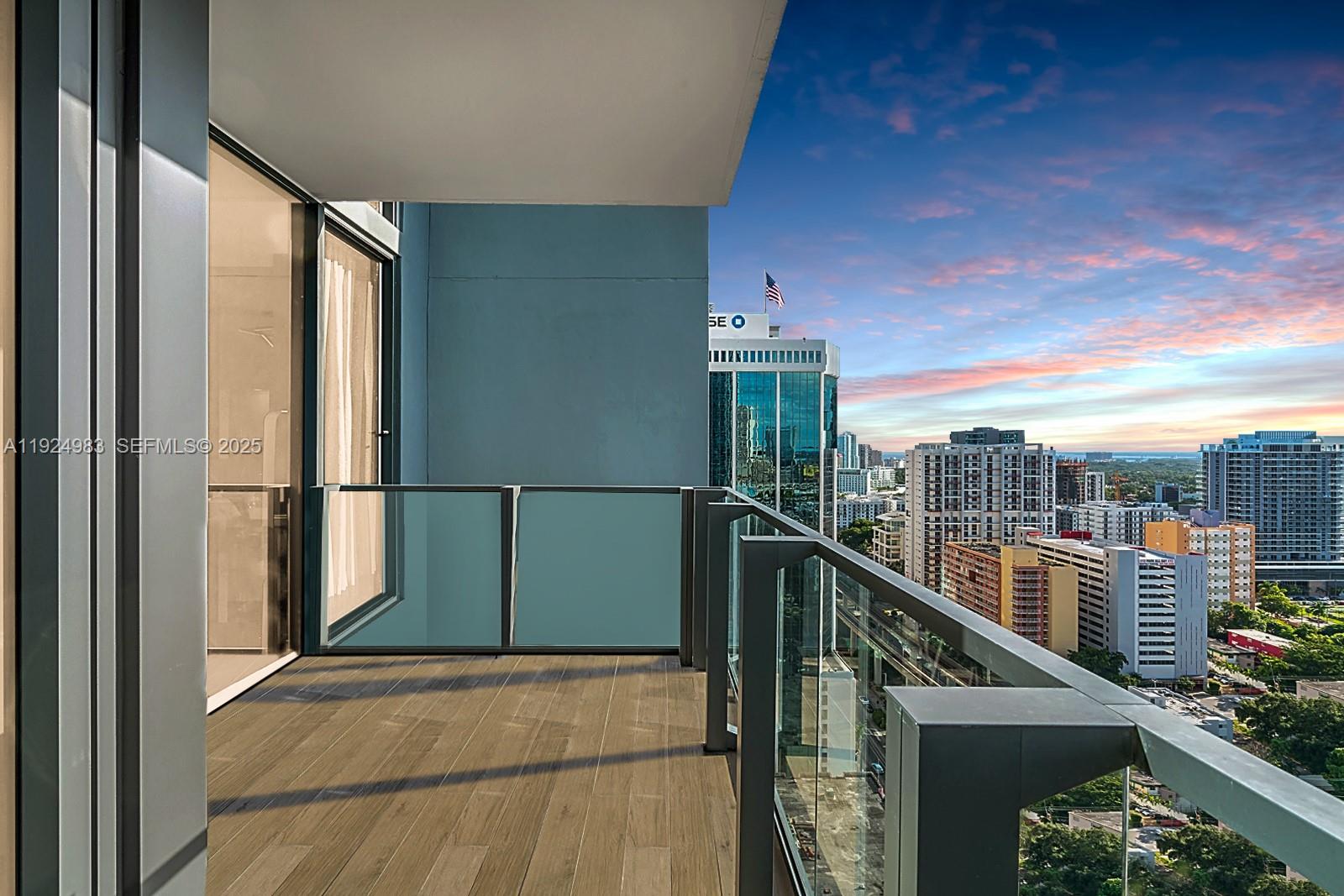 88 SW 7th St #2008 Miami, FL 33130