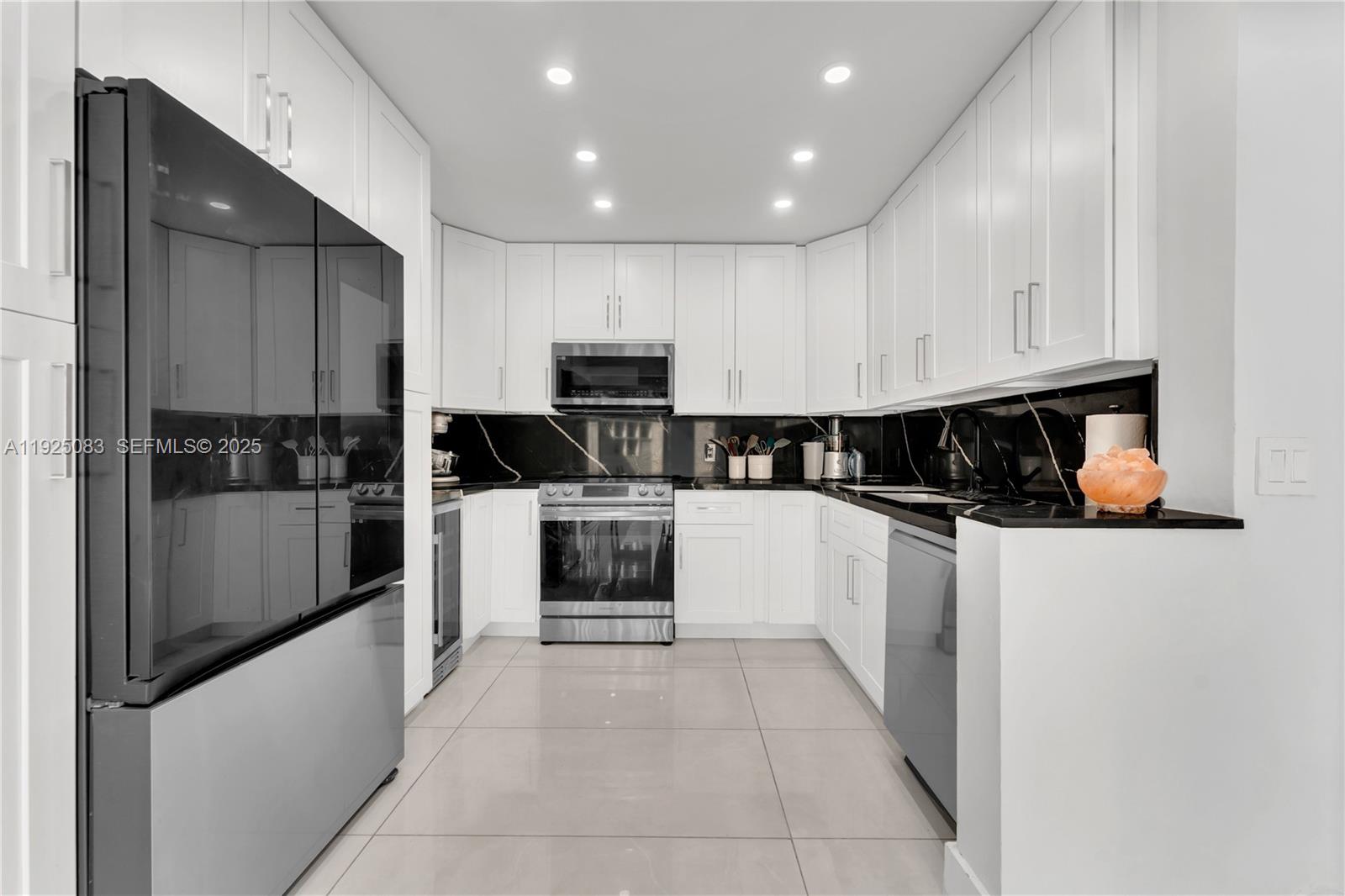 20903 Leeward Ct #314-1 Aventura, FL 33180