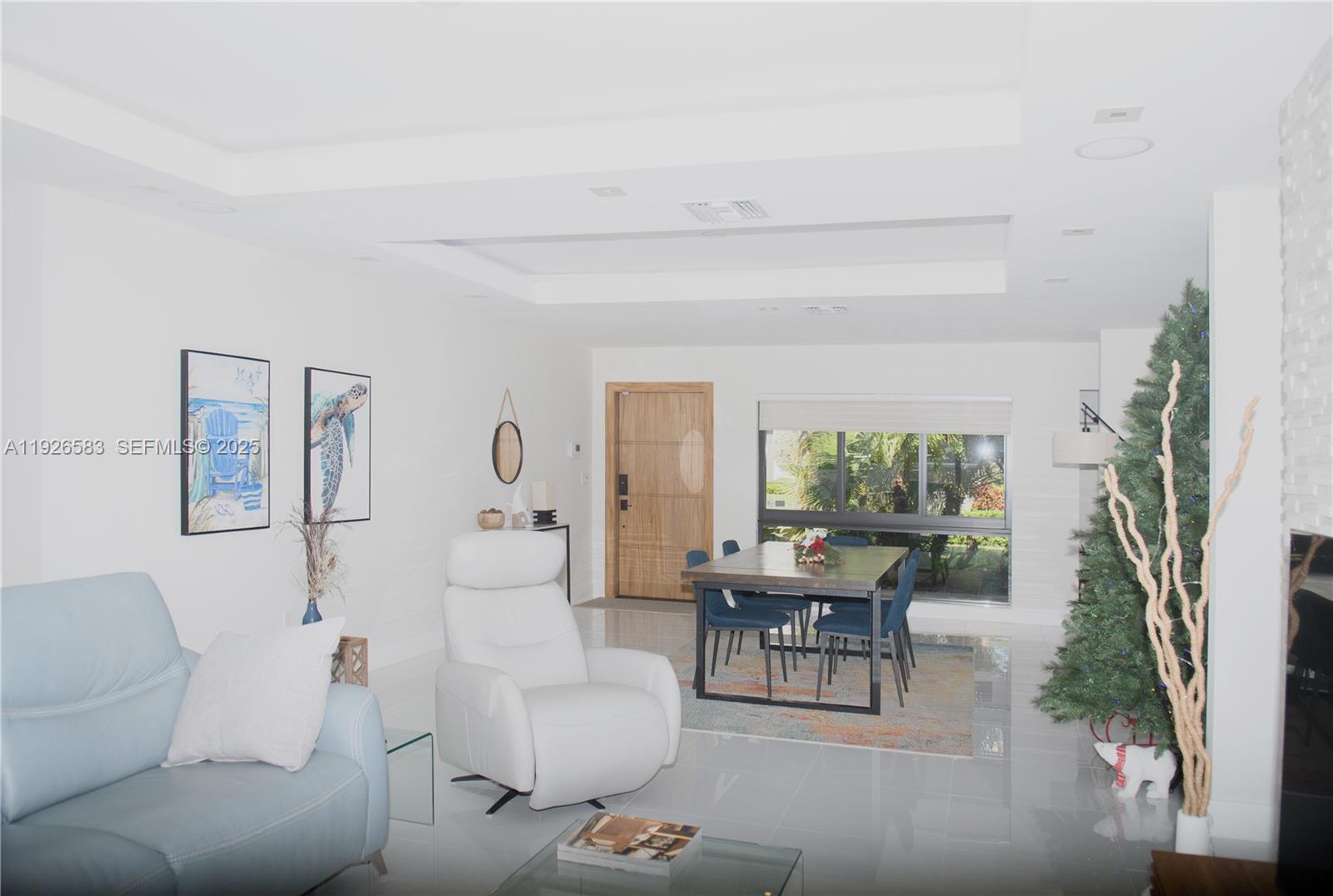 2734 SE 14th St Pompano Beach, FL 33062