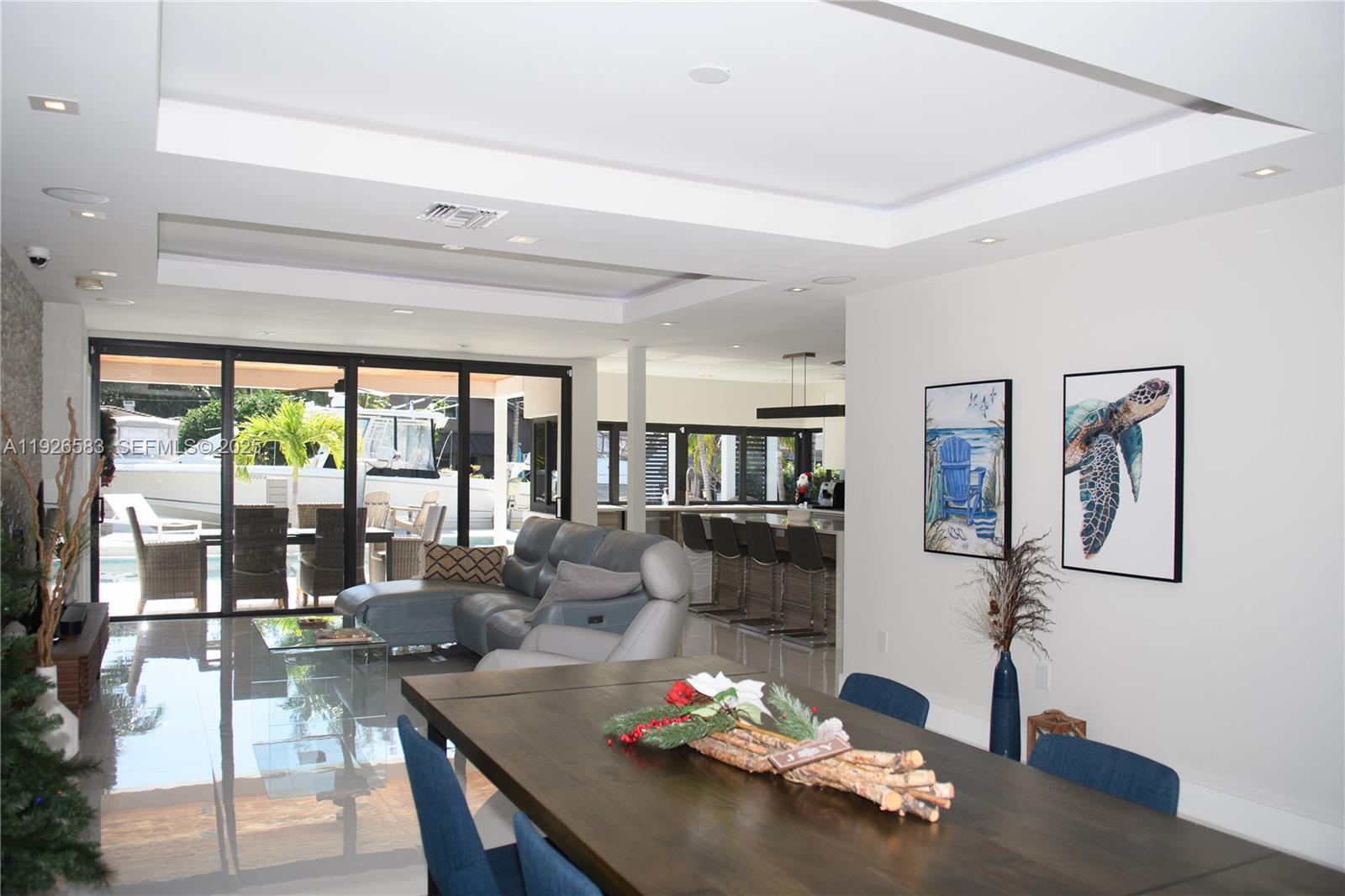 2734 SE 14th St Pompano Beach, FL 33062