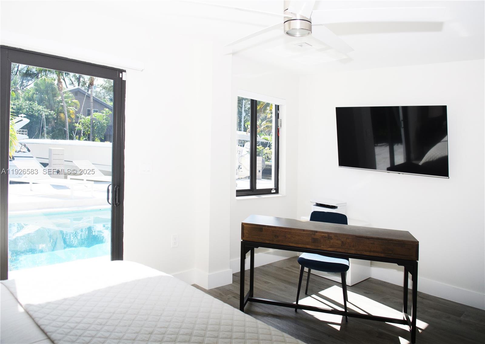 2734 SE 14th St Pompano Beach, FL 33062