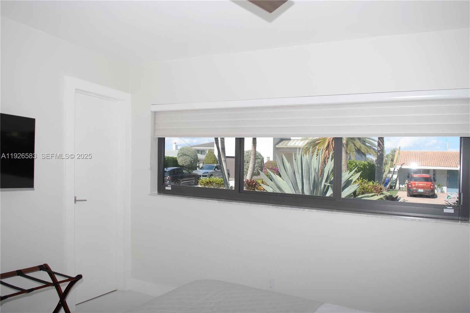 2734 SE 14th St Pompano Beach, FL 33062